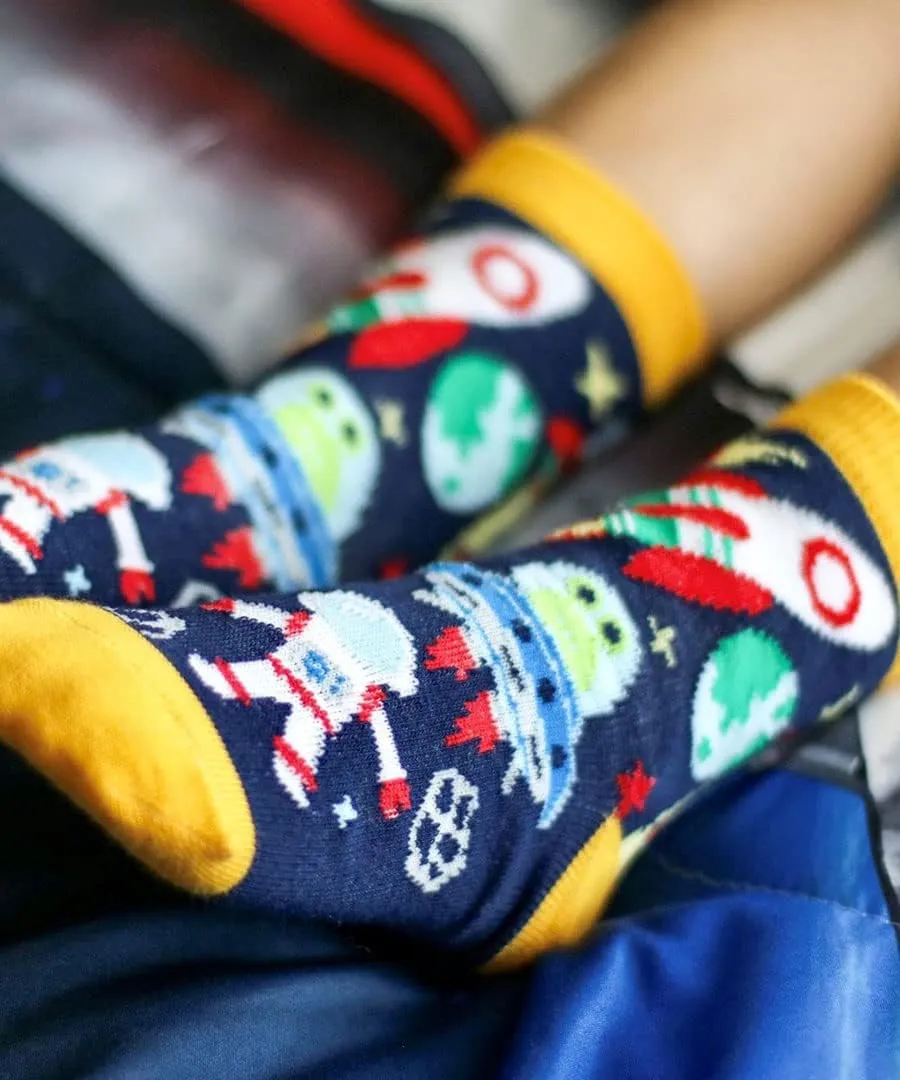 Jefferies Socks Boys' Space Pirate Dinosaur Fun Colorful Pattern Crew Socks 6 Pack